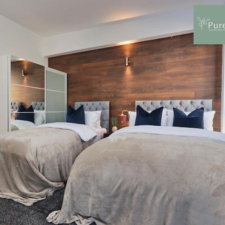 Superb House Manchester Near Etihad With Free Parking Sleeps 8 Esterno foto
