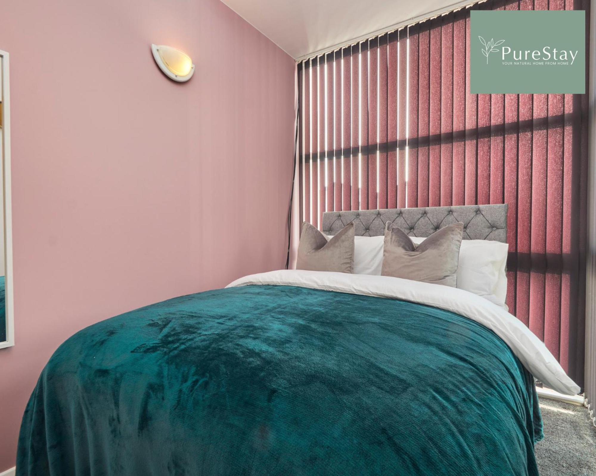 Superb House Manchester Near Etihad With Free Parking Sleeps 8 Esterno foto