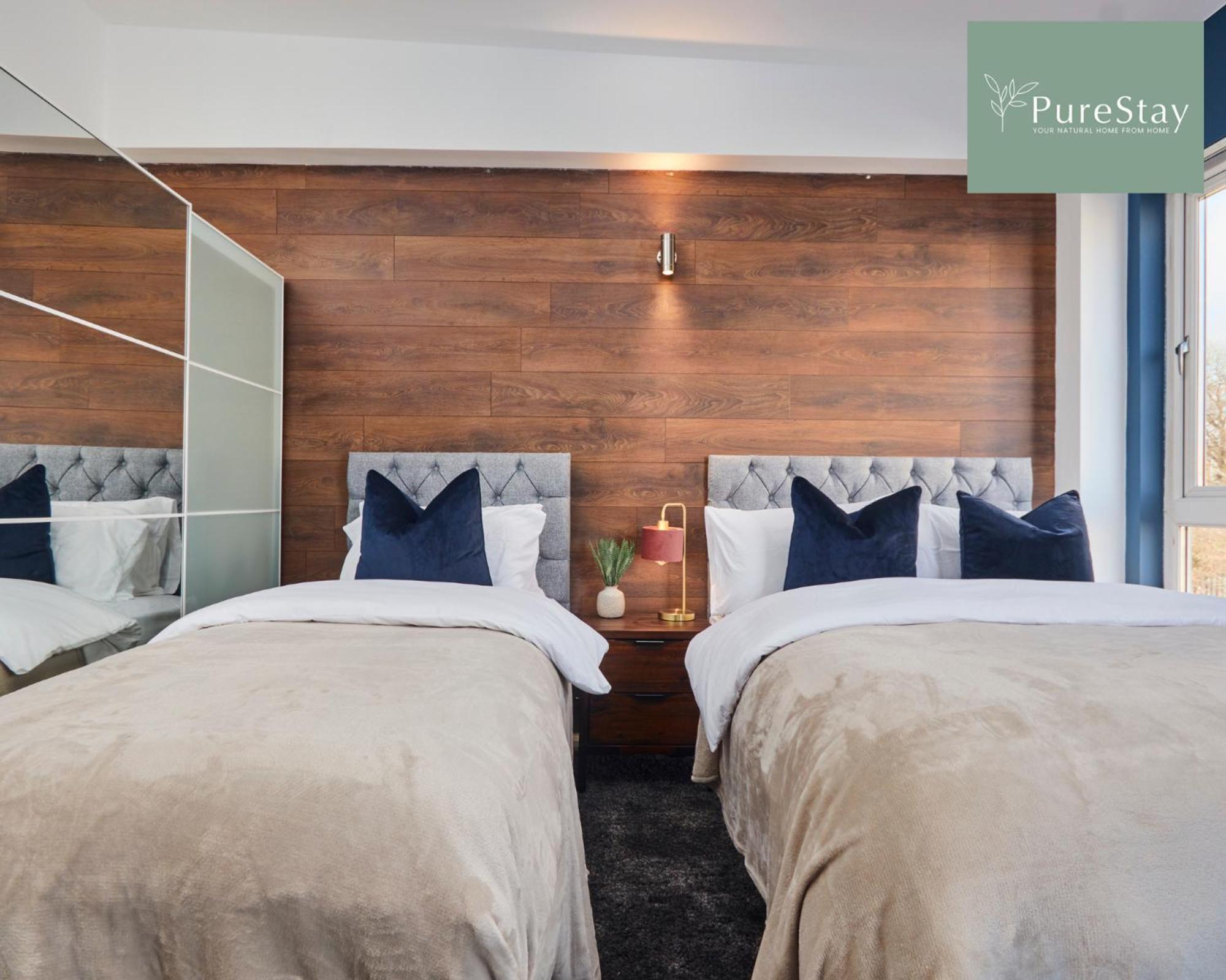 Superb House Manchester Near Etihad With Free Parking Sleeps 8 Esterno foto