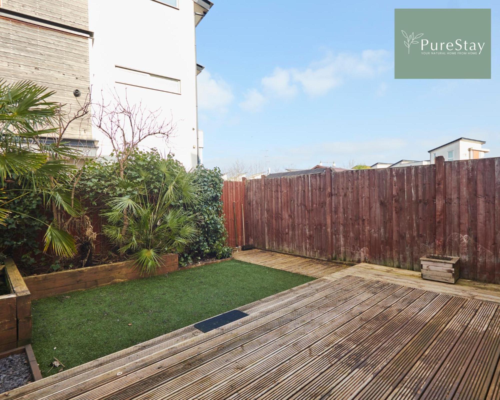 Superb House Manchester Near Etihad With Free Parking Sleeps 8 Esterno foto