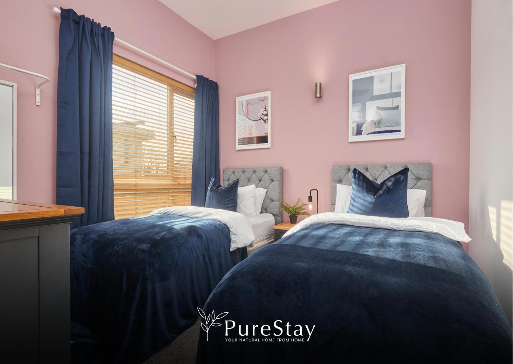 Superb House Manchester Near Etihad With Free Parking Sleeps 8 Esterno foto